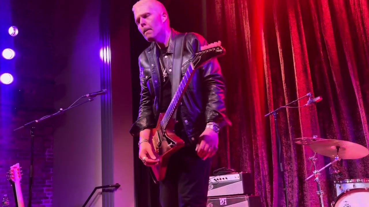 Eric Johanson - Opening Song