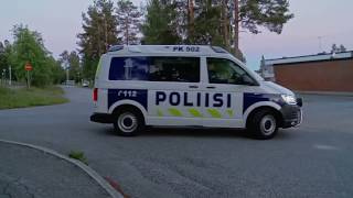 (ENGLISH CAPTIONS) Finnish police chasing a half naked drunk bicyclist