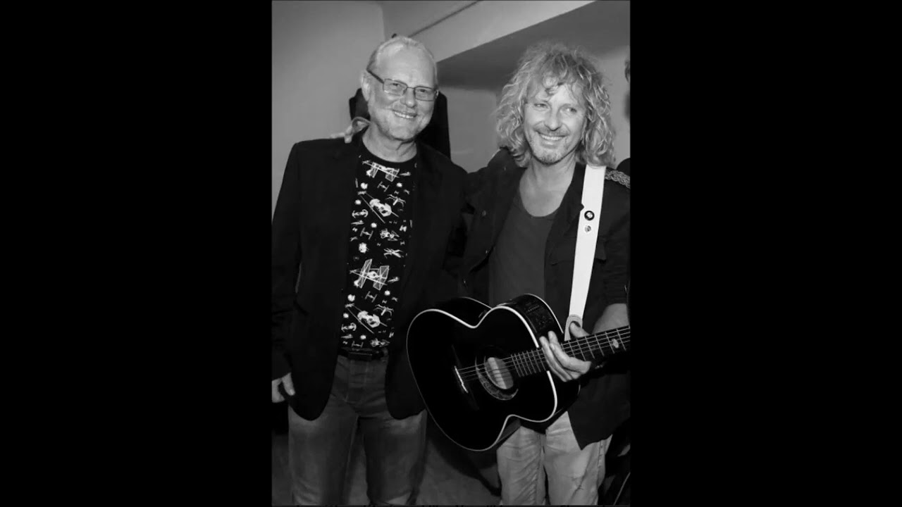 MOTÝLE ZBLÍZKA : Peter NAGY a Vašo PATEJDL (live)