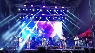 Caldo de Brujas "Fuimos Una Vez" en vivo desde el FCyAJ 2023.