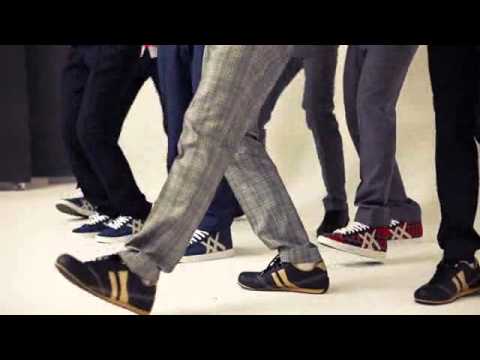 111124 BTS video of INFINITE and IU for Elite Uniform