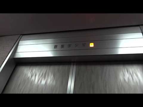 Amazing Old 1981 Hitachi Tr. Elevator/Lift@Kawasaki 5th Bldg, Kawasaki, Greater Tokyo, Japan