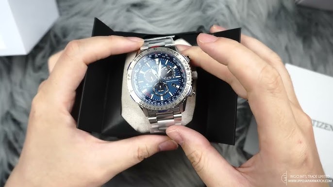 Brilliant Blue! | New Citizen Promaster Sky Pilot 200m Atomic Quartz  CB5000-50L Unbox & Review - YouTube | Solaruhren