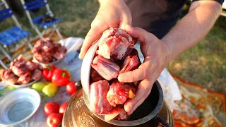 видео: БЫЧЬИ ХВОСТЫ в АФГАНСКОМ КАЗАНЕ. МЯСО с ОВОЩАМИ в СОБСТВЕННОМ СОКУ. картинка: БЫЧЬИ ХВОСТЫ в АФГАНСКОМ КАЗАНЕ. МЯСО с ОВОЩАМИ в СОБСТВЕННОМ СОКУ.