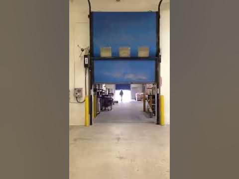 Rite Hite FasTrax High Speed Door - YouTube