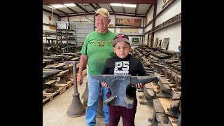 Anvil king Fred Moore,   Biggest anvil collection in the world!