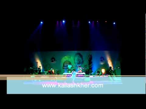 Kailash Kher's Kailasa performing Allah ke Bande - Unplugged