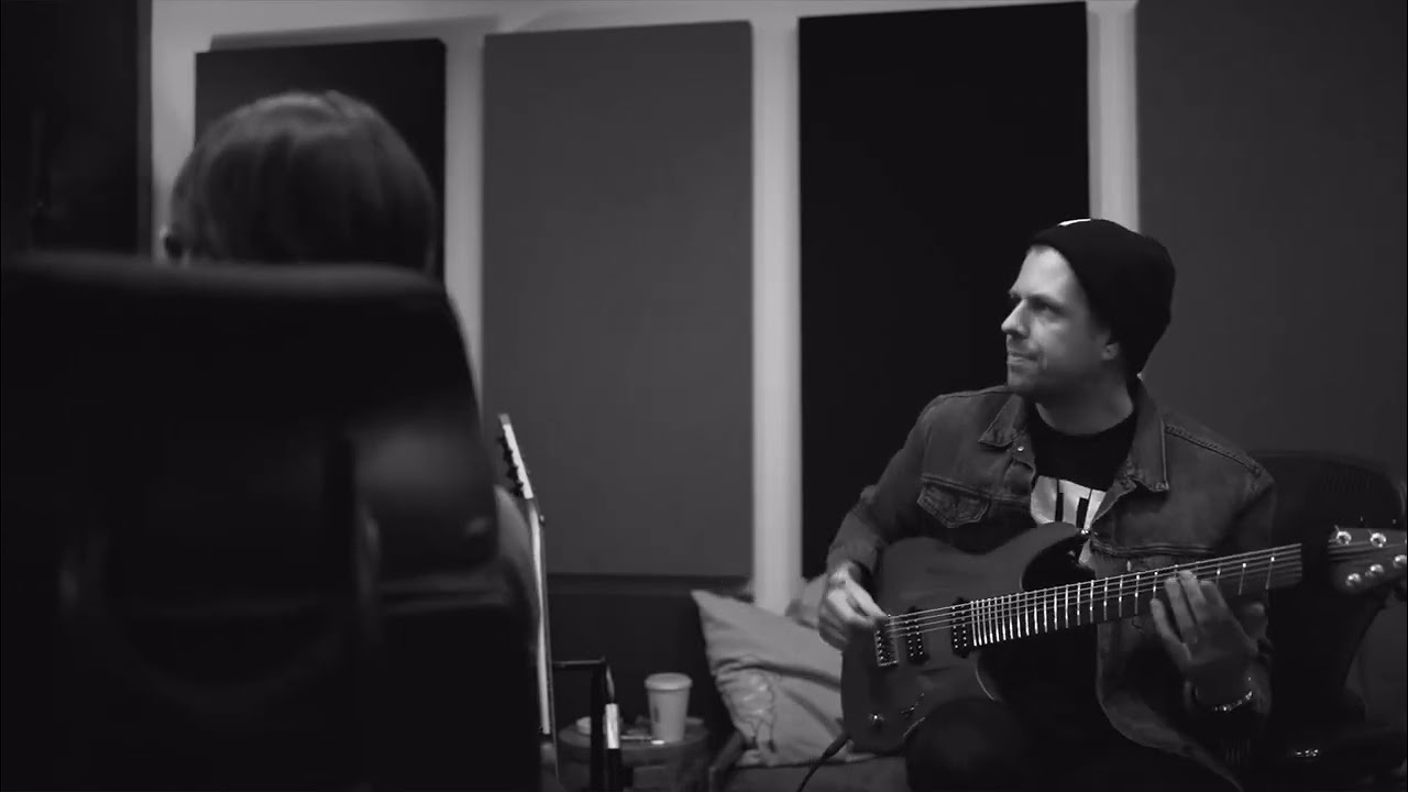 Spiritbox - Mike Stringer Recording Guitar/Bass for Tsunami Sea