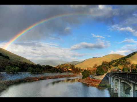 Over The Rainbow (Harold Arlen/EY Harburg) Wizard of Oz Tune (Cheersiya Performs)