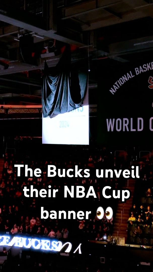 The Bucks unveil their #EmiratesNBACup Banner  ?