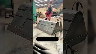 Worker Uses a Crazy Method to Bend Steel—You Won’t Believe This!