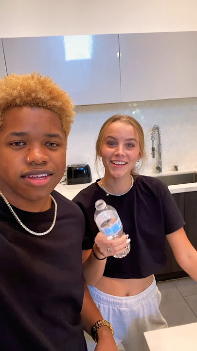 WHO HAS THE BEST SINGING VOICE CHALLENGE 🤩😱 #shorts
