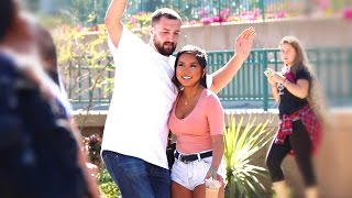 Tell Me You Love Me (Extras)