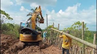 Pemancangan cerucuk bambu