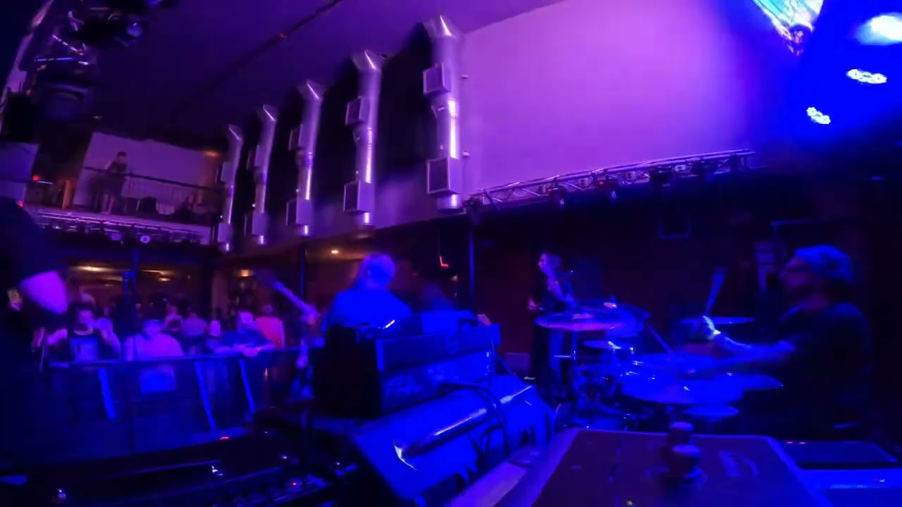 Traverse the Abyss - Only Human Live