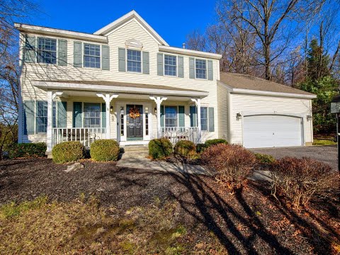 4 Wildflower Way, Cohoes, NY home video tour