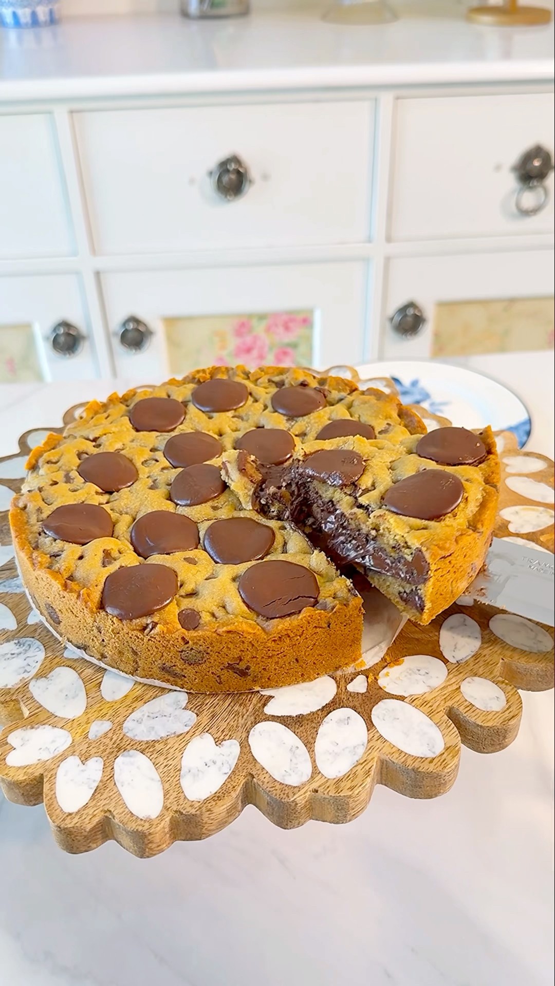 الذ كيكة كوكيز رح تجربوها بالحياة ? #chocolate