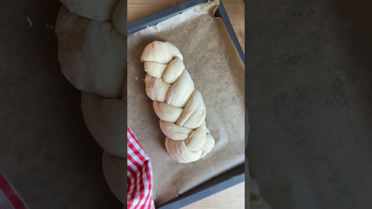 Fluffiges Hefezopf Rezept mit Tipps zum backen & flechten 