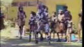 Mornington Island dances with didgeridoo