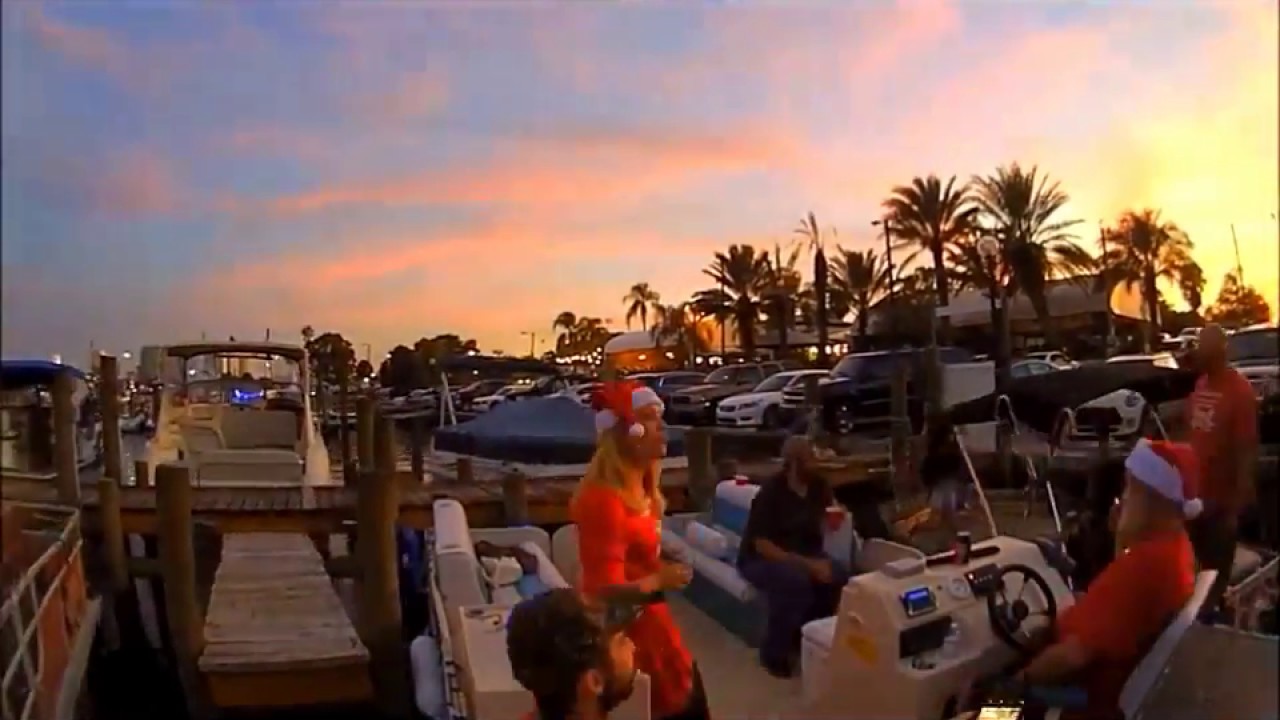 Tampa Riverwalk Holiday Boat Parade of Lights Dec 23, 2017 YouTube