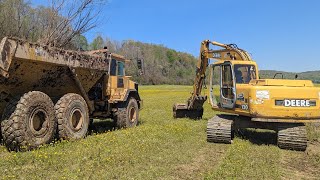 Fixing Farm Ditch with John Deere Excavator and Volvo 6x6 Dump Truck