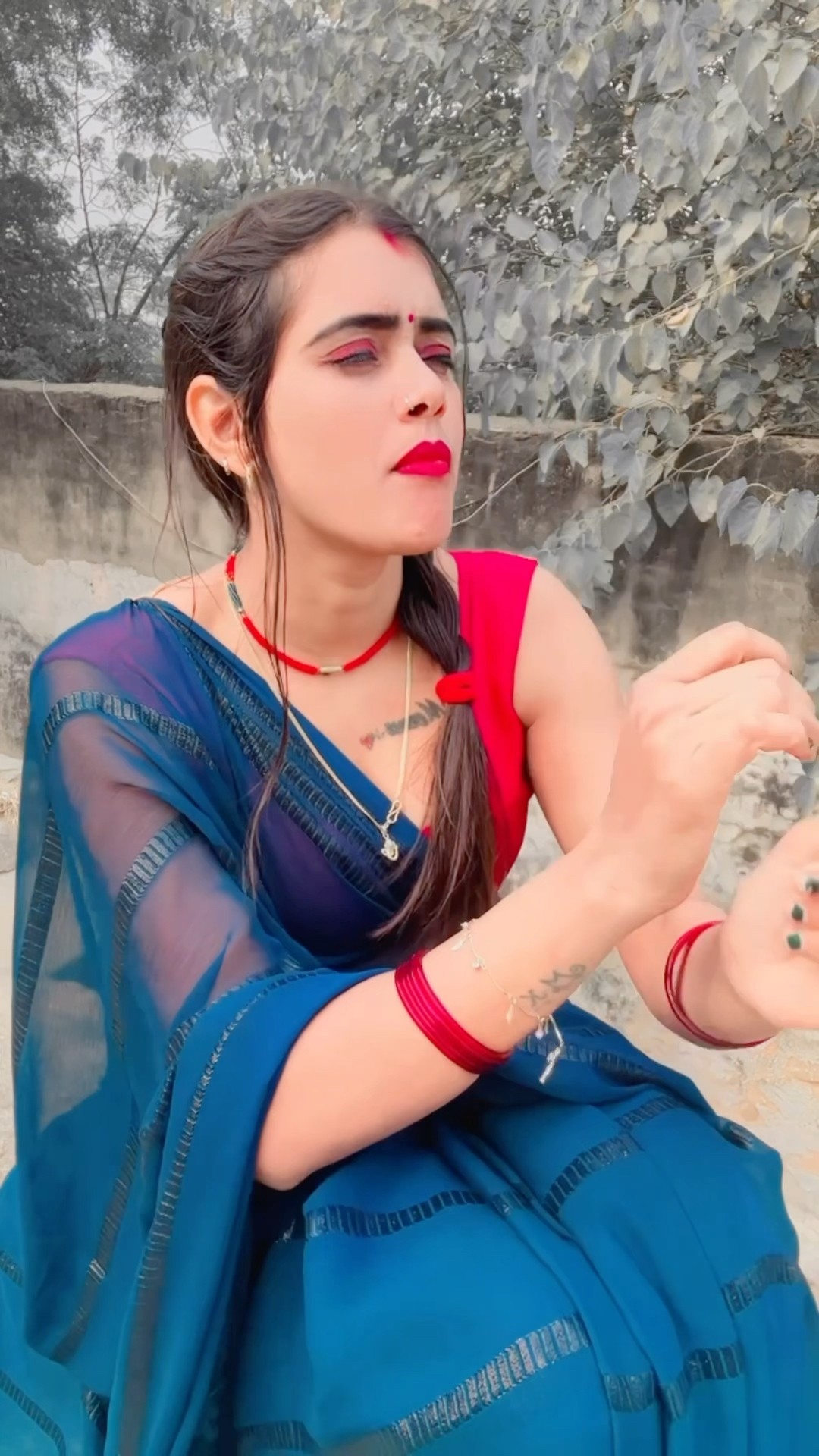 तेरी जवानी का निसाना #shorts #trending #meenu #ytshorts #youtube