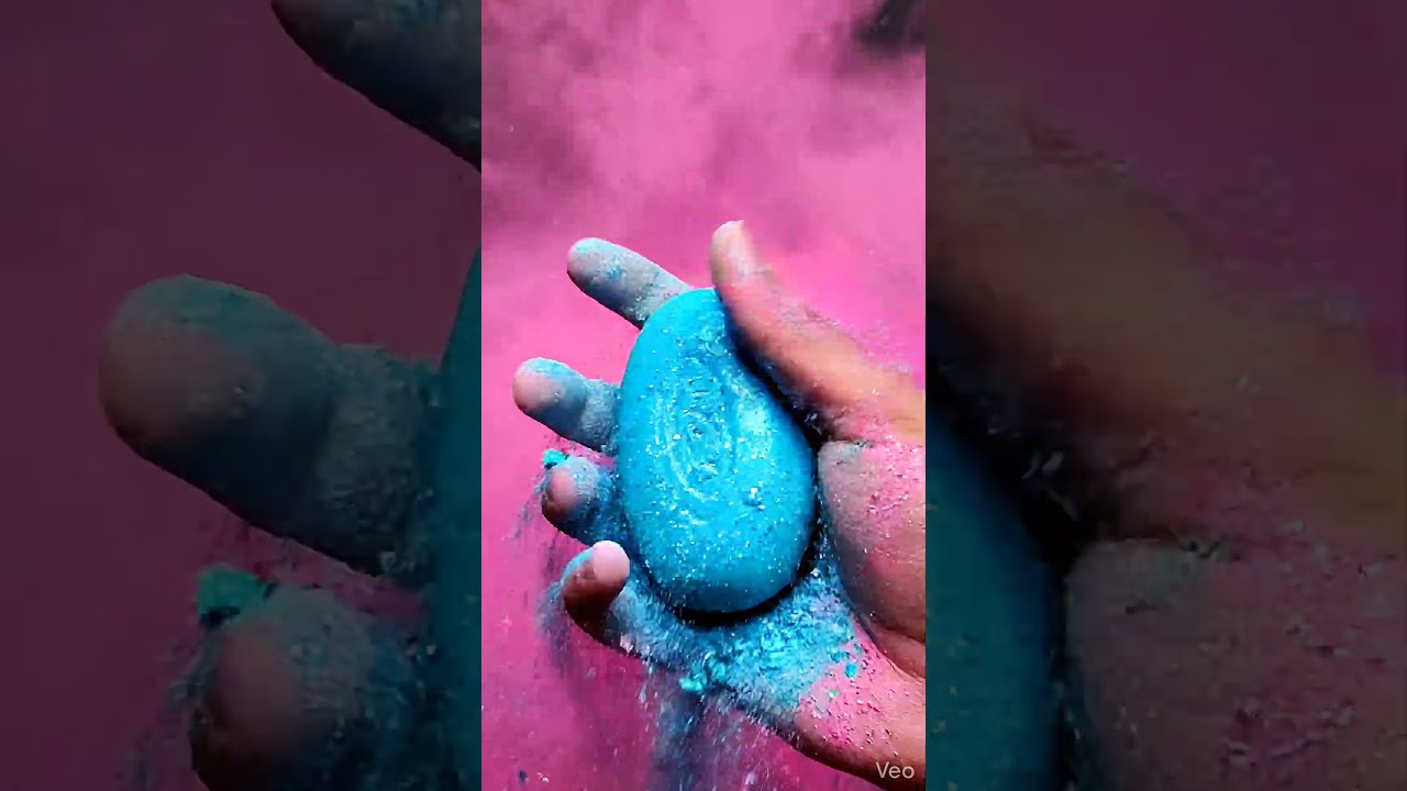 It keeps popping open