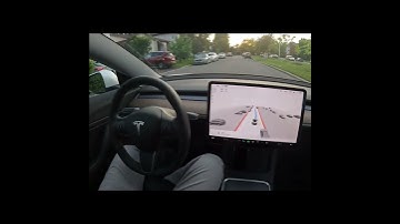 Autopilot Avoids Open Door - Tesla FSD Beta #Shorts