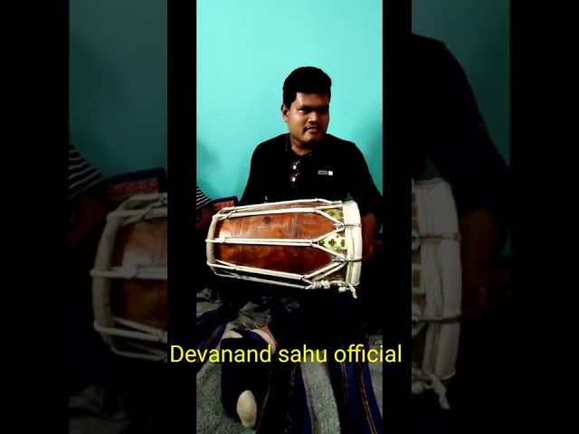 Bhola Sidar is playing the dholak 2022 | Devanand Sahu official class=