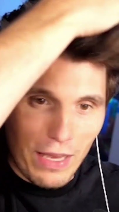 Paluten signiert ein Buch für den Sohn seines Handwerkers Pander