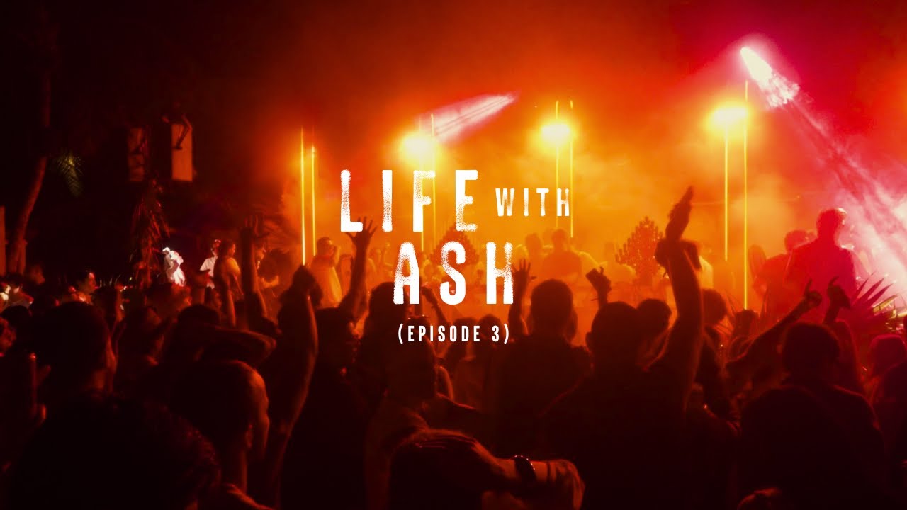 On Tour with My Mom… Mexico & Colombia to End 2025 | Life with Ash Ep. 3
