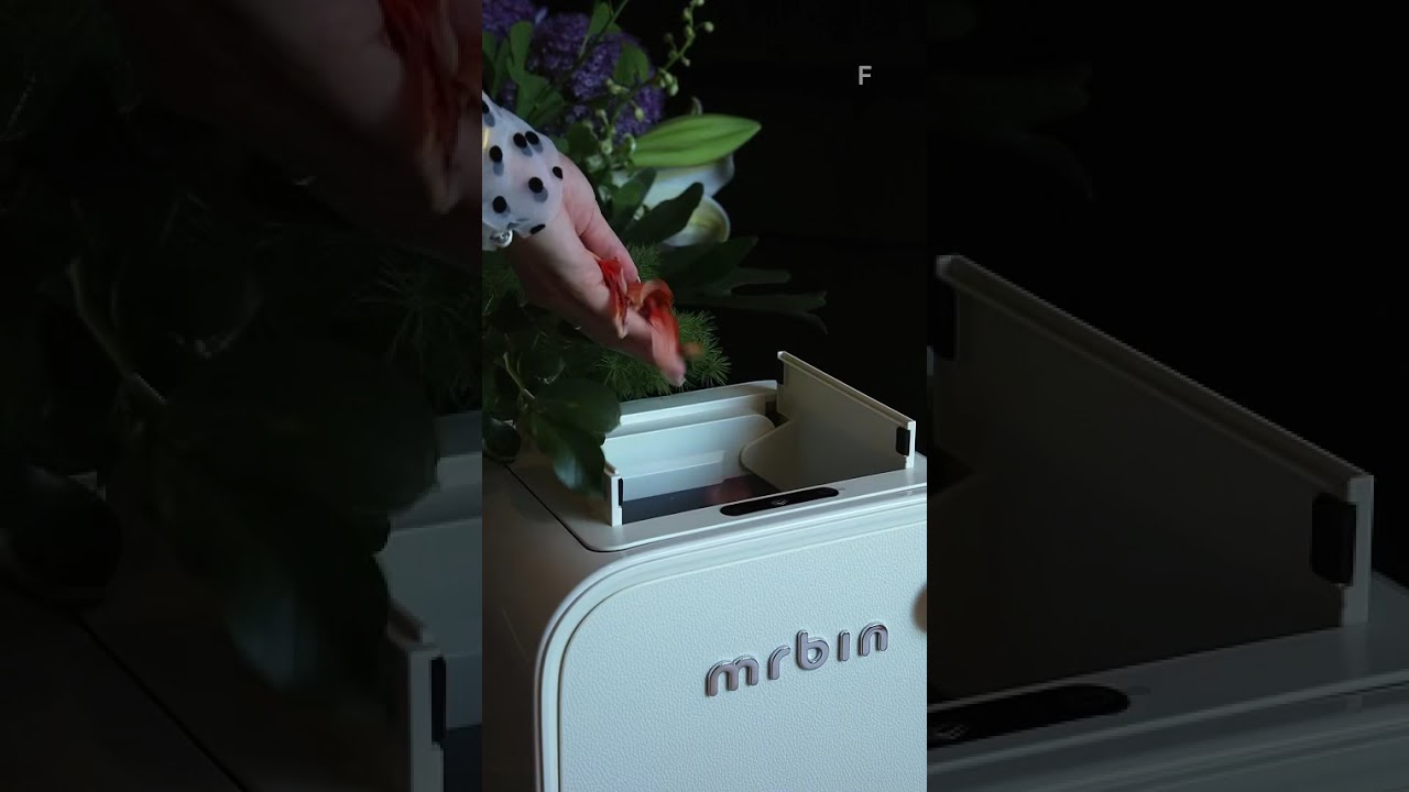 Keep Your Home Organized with This Stylish Waste Bin 