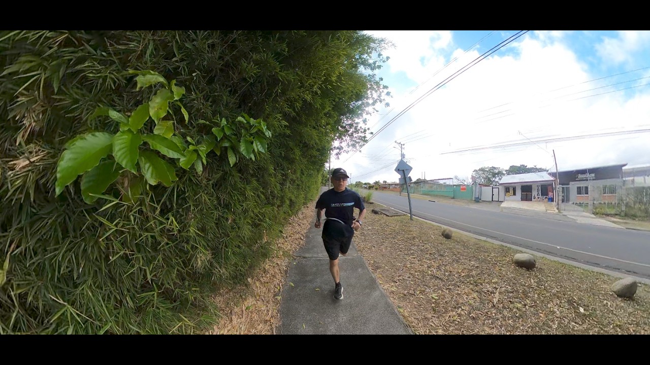 CORRIENDO POR SAN ISIDRO DE HEREDIA, COSTA RICA