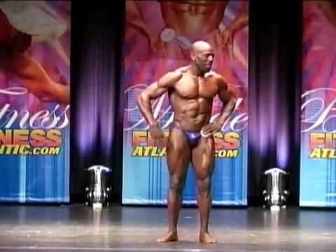 Bodybuilder Steve Simms