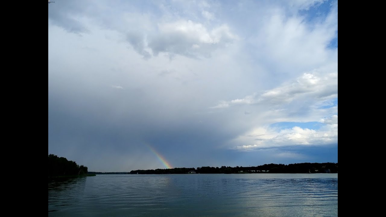 Sierpniowa burza - schelf cloud, silne porywy wiatru, łuk okołozenitalny oraz tęcza - 10.08.2021r.