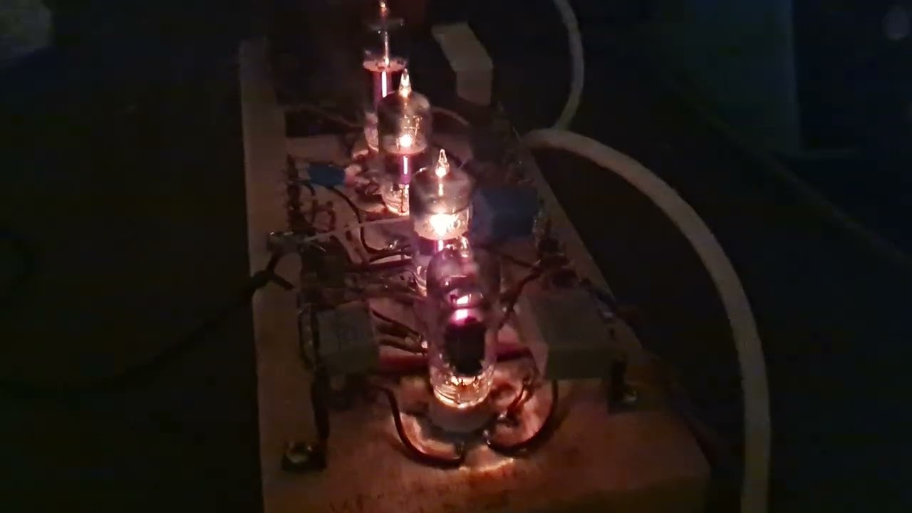 Full Vacuum Tube Staccato switching Vacuum Tube Tesla coil!