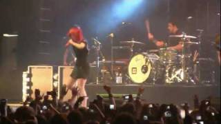 Paramore in Nashville- HCT Intro and "Ignorance" (HD) Live on August 21, 2010
