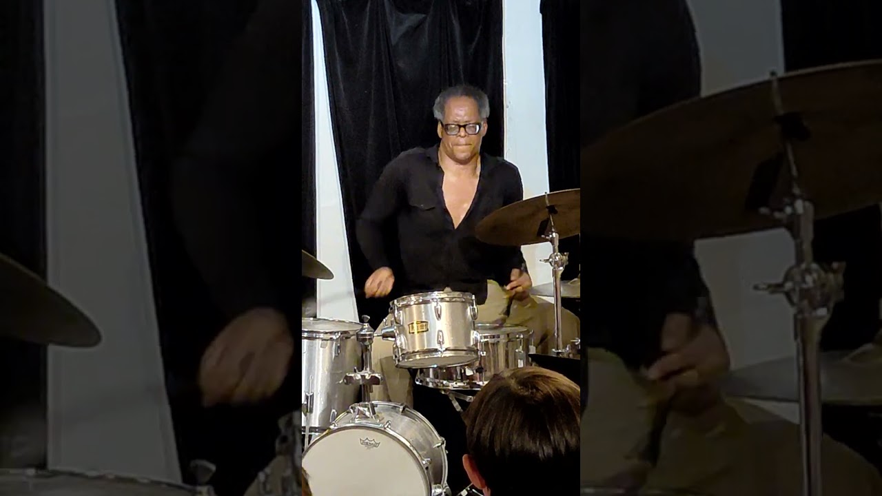 Erick Borelva  & ORNETT O LOGIC