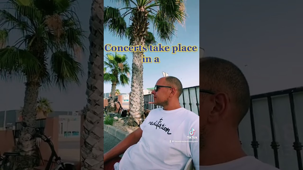 Live music in Orihuela Costa such a common thing! 