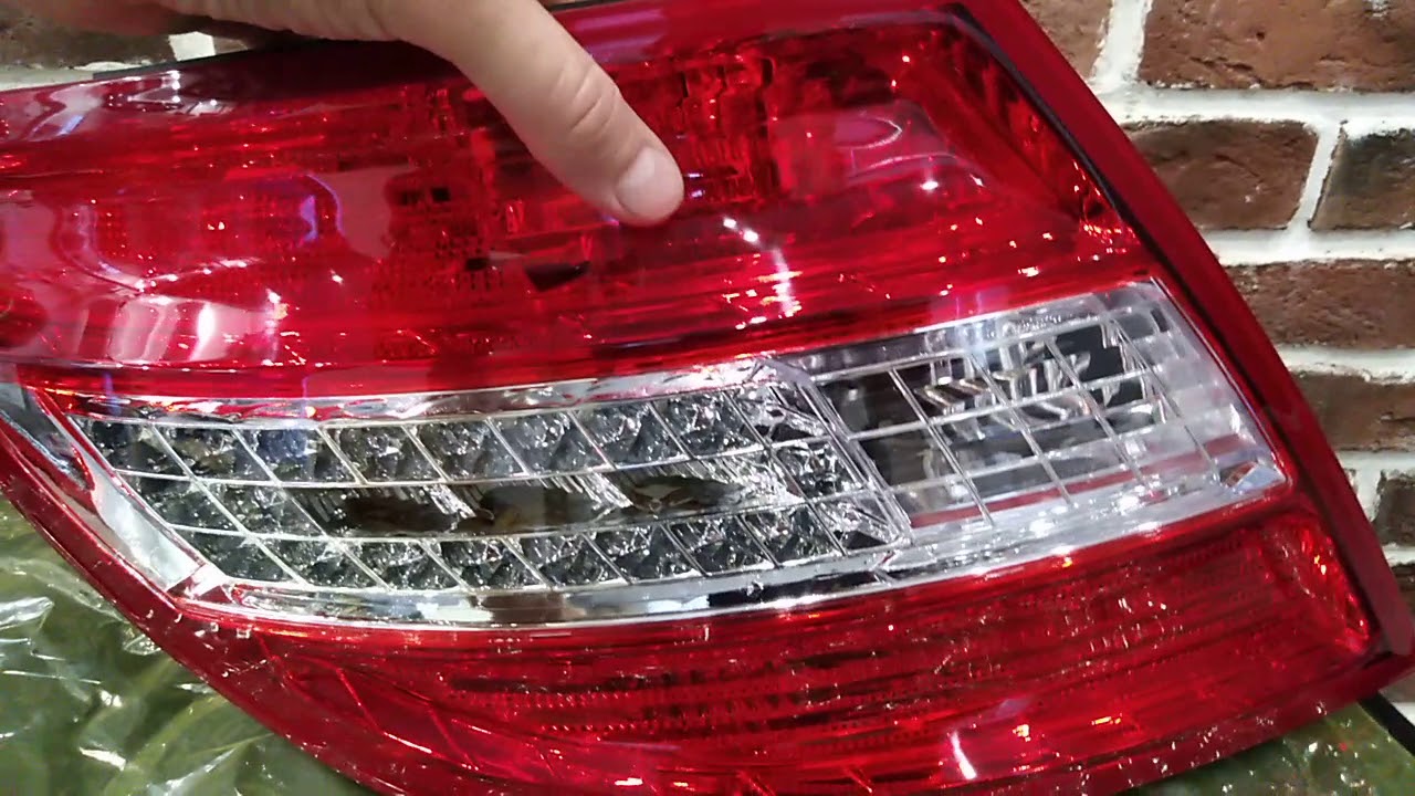 Замена габаритной лампочки на мерседес w204 - 97 фото