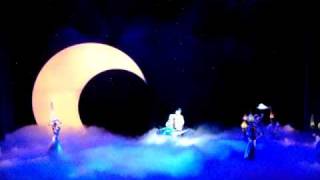 Aladdin: A Musical Spectacular 'A Whole New World' Aladdin: A Musical Spectacular 'A Whole New World'