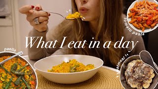 What I eat in a day cooking at home 🍝🌱 (quick and easy meals)