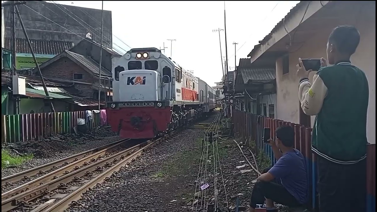 Hunting di kota lama lagi ada 83 48 soalnya