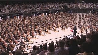 犠牲者悼むチェロの調べ 復興願い国内外から奏者８５１人