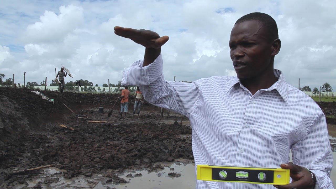 Earthen fishpond construction