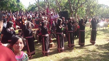 Cách mời rượu của người ê đê với cồng chiêng tay nguyên