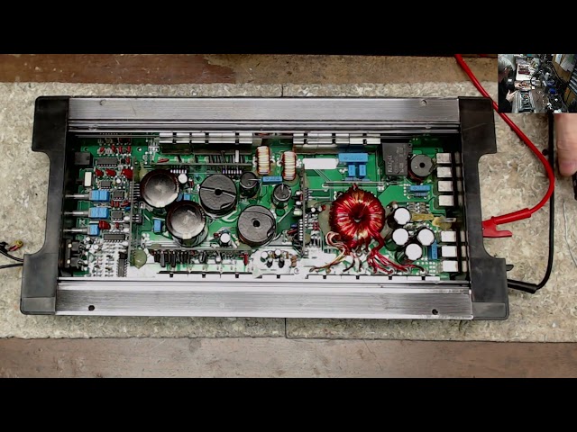 Memphis 1100D The Stubbornly Hard to Find Bipolar Capacitors Problem Diverted