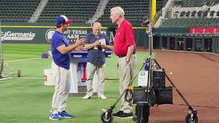Texas Rangers Principal owner Ray Davis talks with Hitting coach Bret Boone 8/11/25