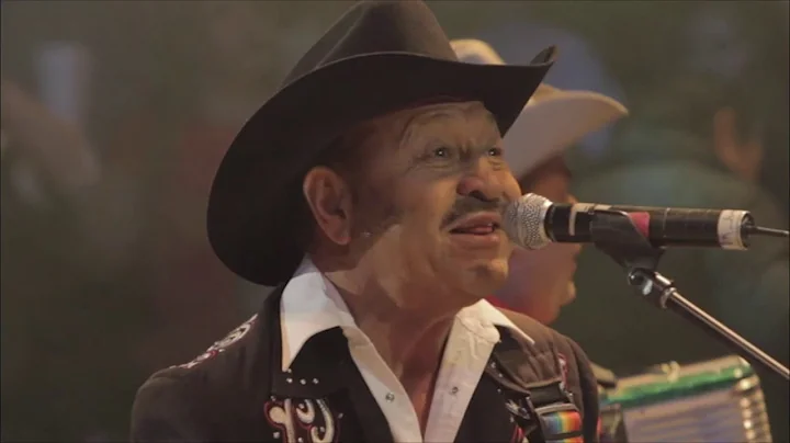 Los Traileros del Norte Ft Juan Garcia , Artemio P...