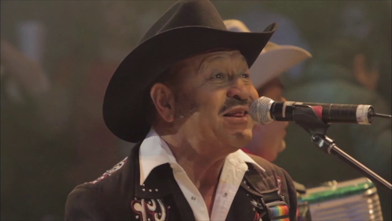 Los Traileros del Norte Ft Juan Garcia , Artemio Peña -  Marylee ( Video Oficial )